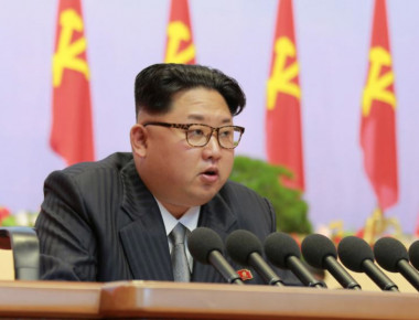 Β.Κορέα: Αναβάλλει το σχέδιο εκτόξευσης πυραύλων κοντά στο Γκουάμ